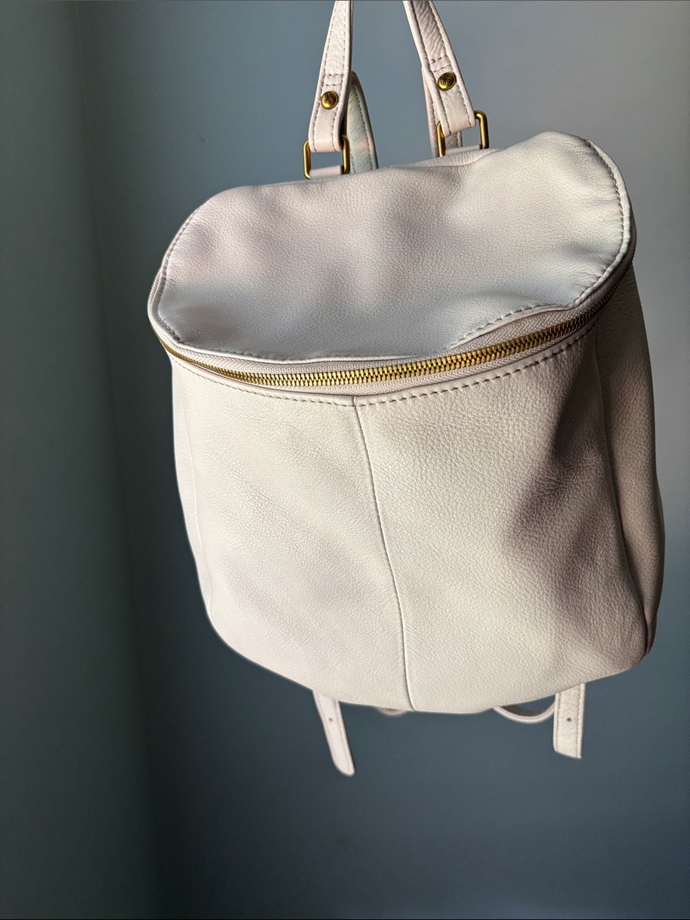 HOBO River Backpack- Pebbled Taupe- Leather